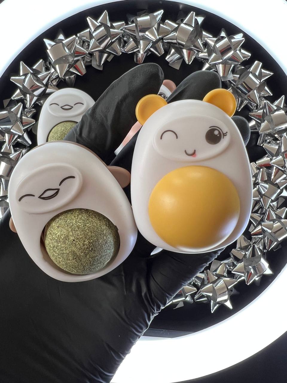 Bola de Hierba Gatera (Catnip) Adhesiva para Gatos