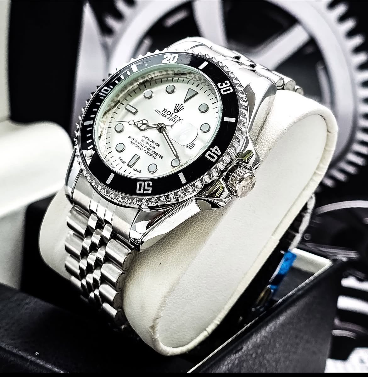 Gray helmet for bikers